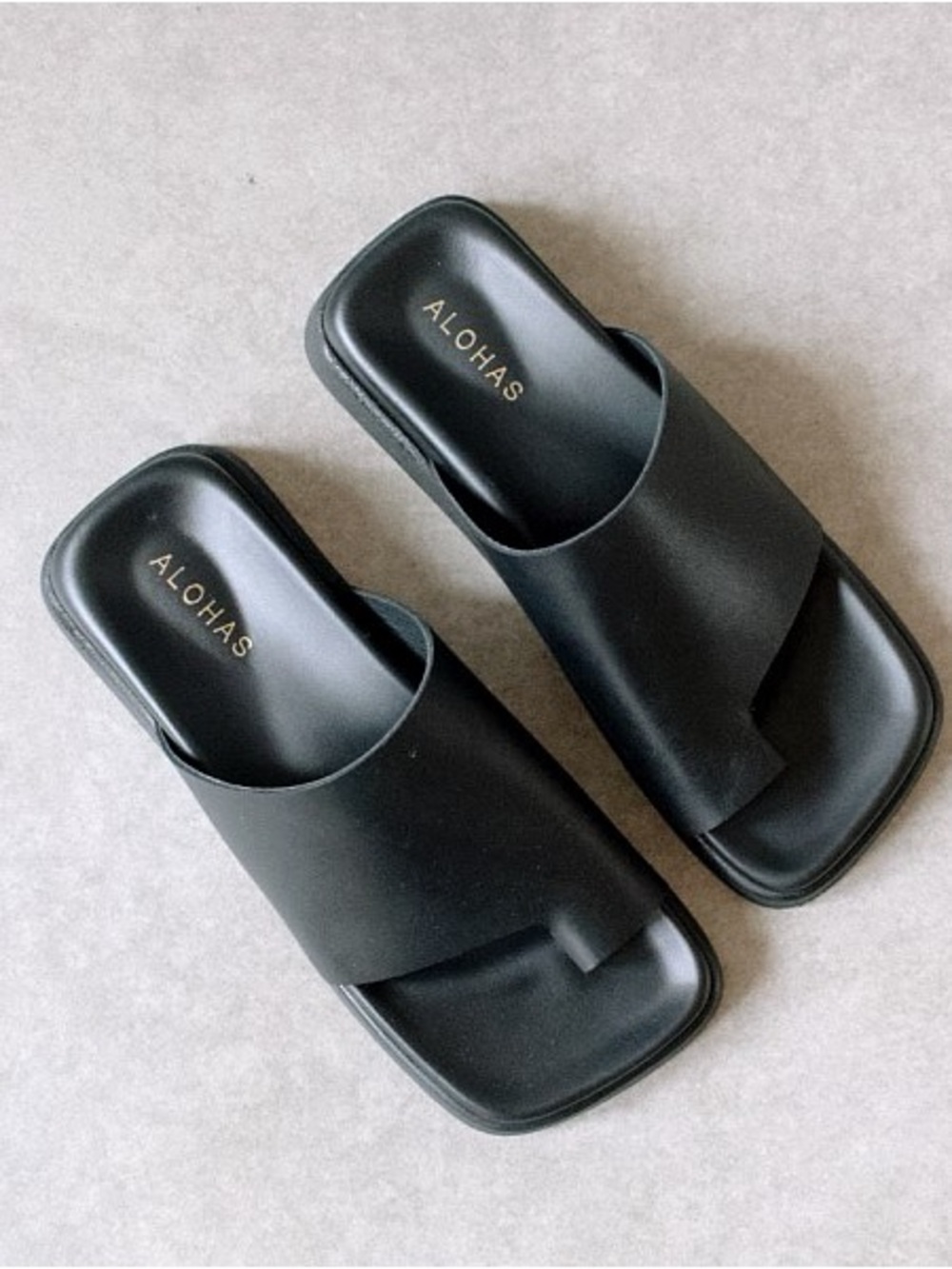 Alohas toe ring flip flop